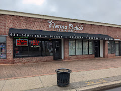 Pizza near Relax Inn North Babylon